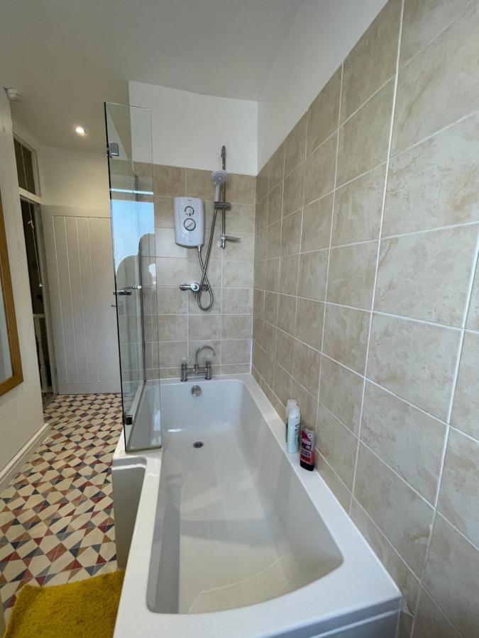 Nottingham Home Stay Exteriör bild